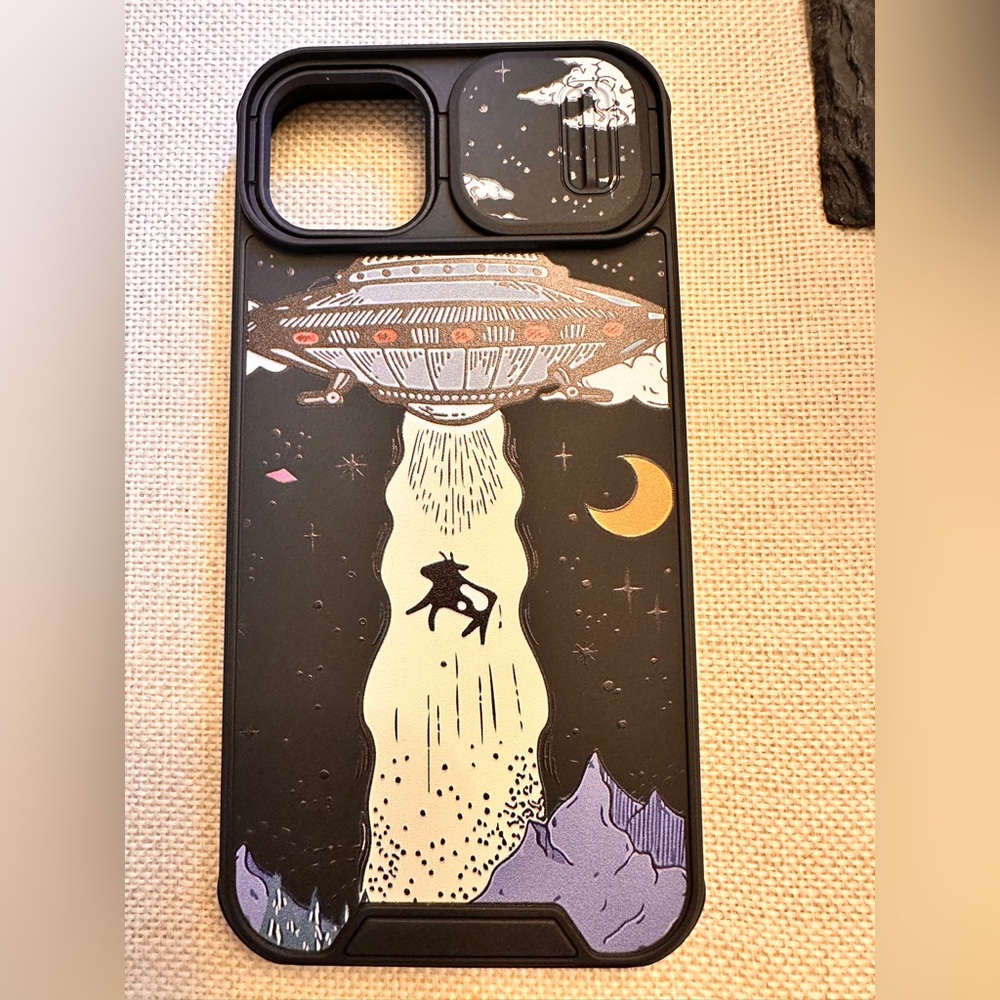 Black‎ UFO Design Phone Case - iPhone 14 Plus - new/no packaging